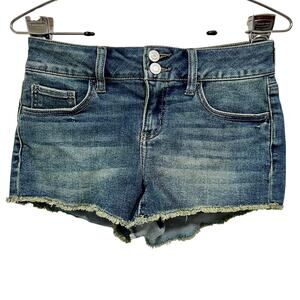 SO Low Rise Micro Mini Denim Shorts Double Button Frayed Hem Size 3 W26